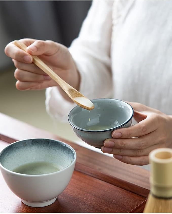 TRADITIONAL JAPANESE BAMBOO MATCHA WHISK & CERAMIC HOLDER SET