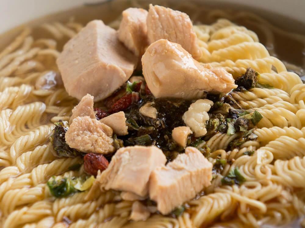 TAIWAN FAMOUS INSTANT NOODLE – HUA TIAO CHIEW CHICKEN FLAVOR 200 G - Premium Co  Groceries 